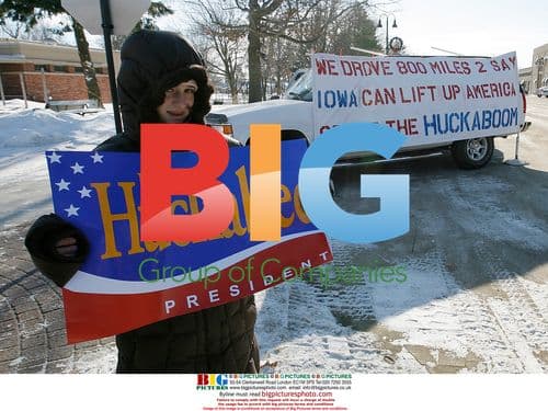 Mike Huckabee wins Iowa caucuses