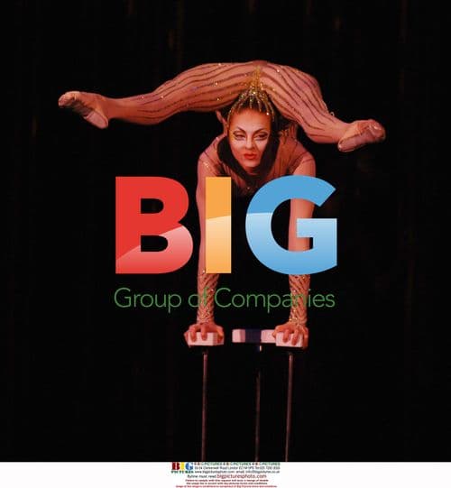 Cirque Du Soleil Performs "Varekai" in London