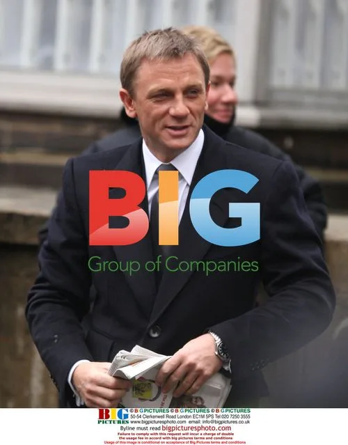 Daniel Craig on Bond 22 Film Set