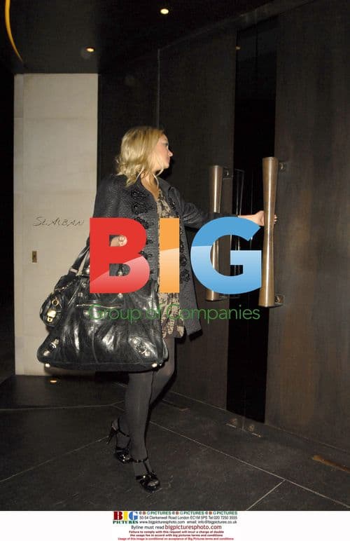 Jennifer Ellison Leaves Comedy Theatre