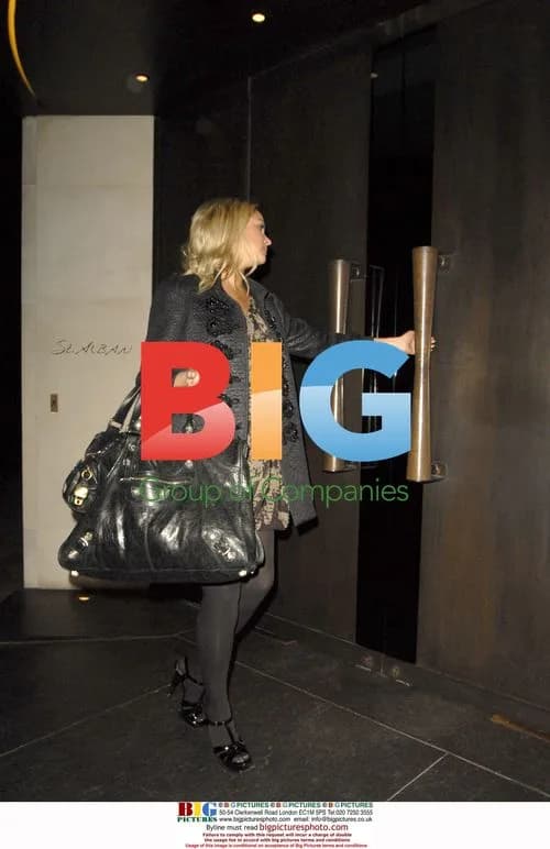 Jennifer Ellison Leaves Comedy Theatre