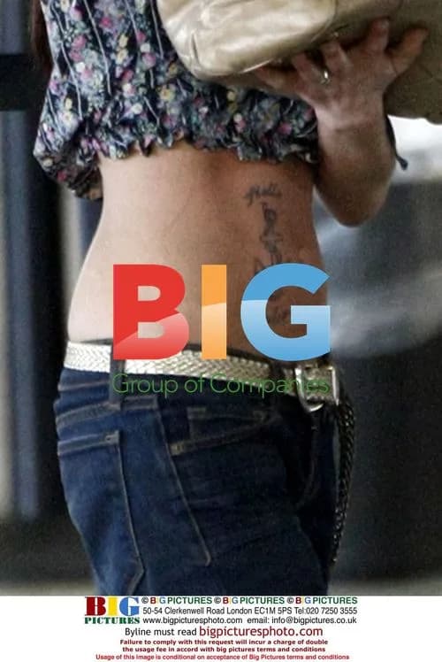 Amy Winehouse Departs Caribbean Airport