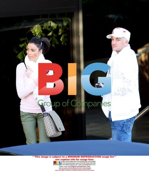 Katie Price and Peter Andre visit cosmetic surgery clinic