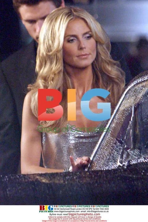 Heidi Klum Has Coughing Attack on Set