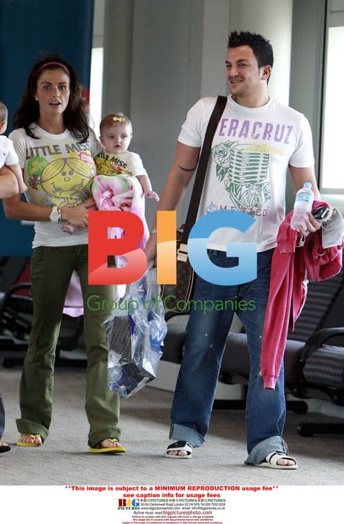 Jordan (Katie Price) and family shopping