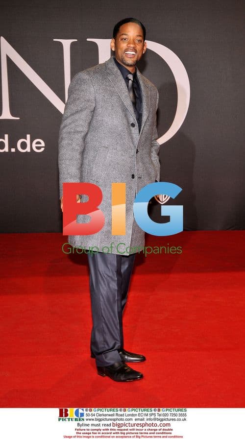 Will Smith at "I Am Legend" premiere