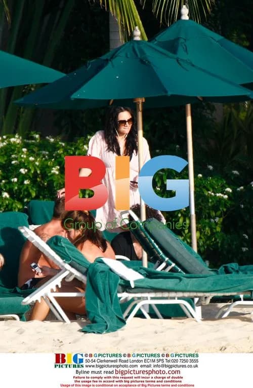 Martine McCutcheon on Caribbean Vacation