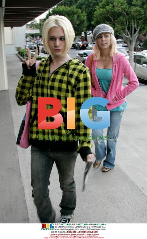 Chris Crocker Shopping in LA