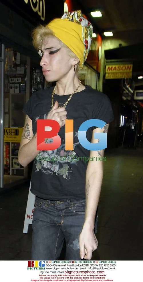 Amy Winehouse's new blonde look
