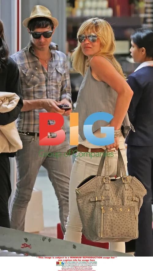 Kate Moss and Jamie Hince Frisked at Thailand Airport