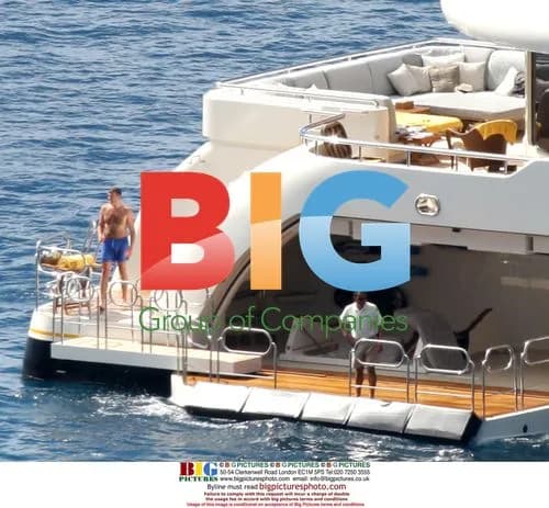 Roman Abramovich on Yacht with Girlfriend
