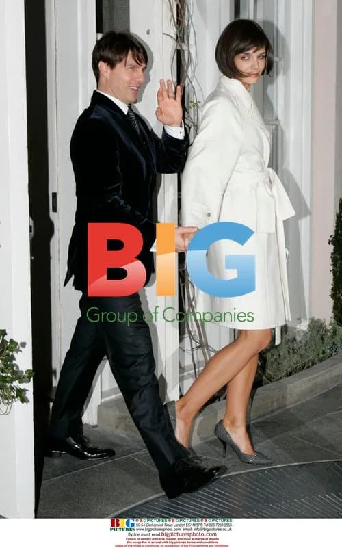Tom Cruise and Katie Holmes Leaving Restaurant