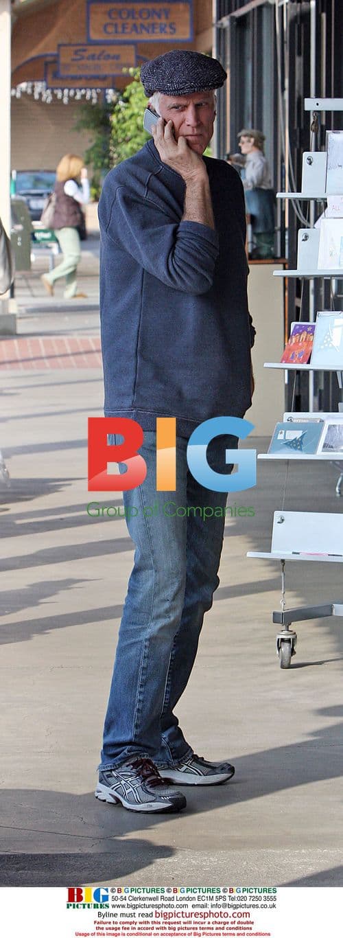 Ted Danson checks out greeting cards