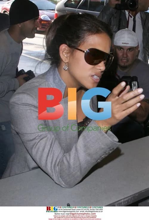 Halle Berry Out Shopping in LA