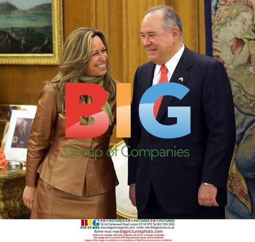 Prince Felipe receives American senate delegation