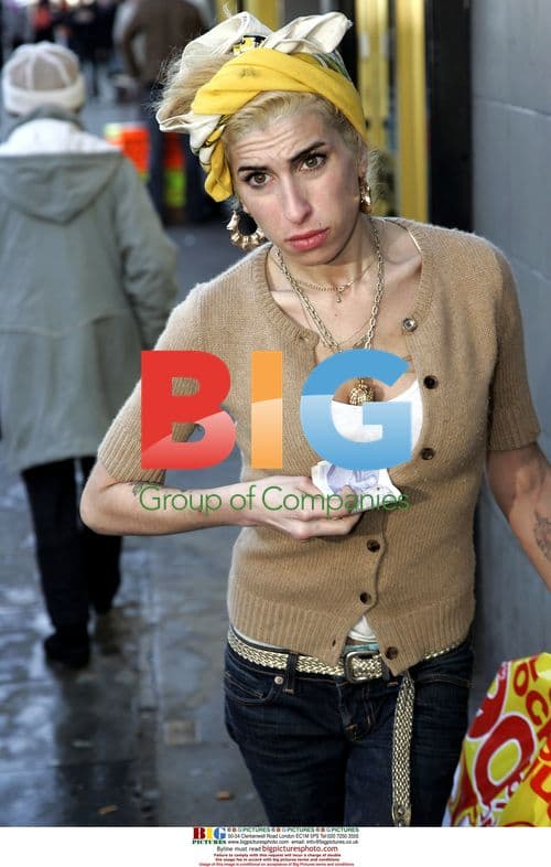 Amy Winehouse Goes Shopping in London