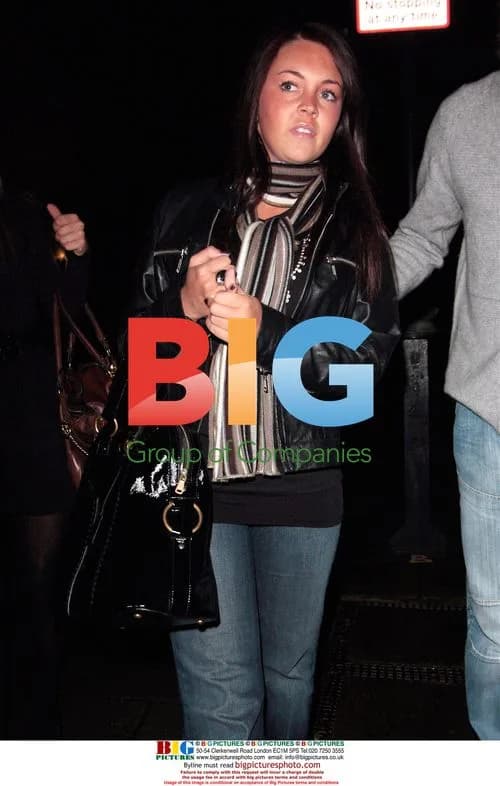 Lacey Turner Leaving The Mango Tree Restaurant