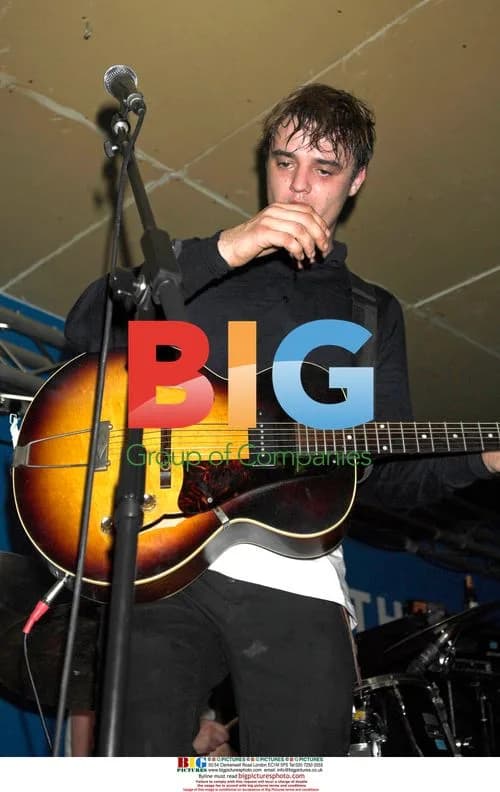 Pete Doherty and Babyshambles play Rhythm Factory in London