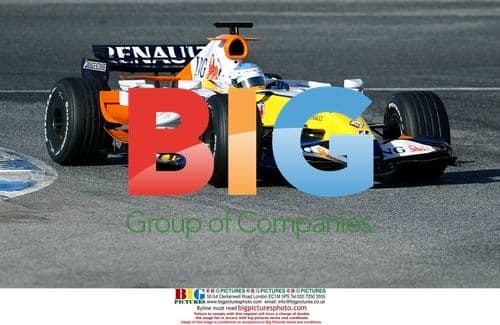 Alonso and Hamilton Train for F1