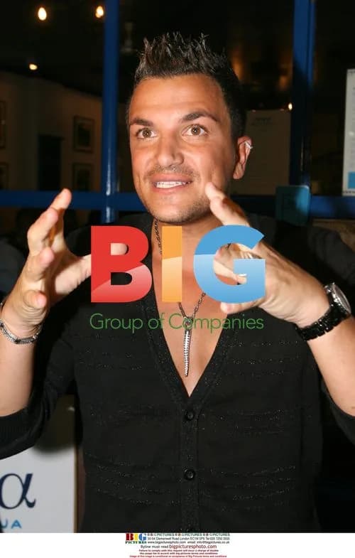 Peter Andre and Katie Price at Greek Taverna in Cairns