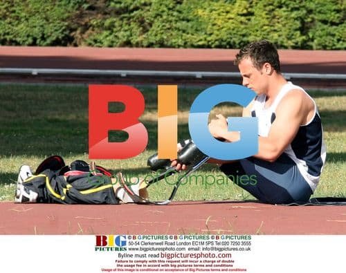 Oscar Pistorius Training in Rome