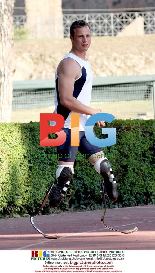 Oscar Pistorius Training in Rome