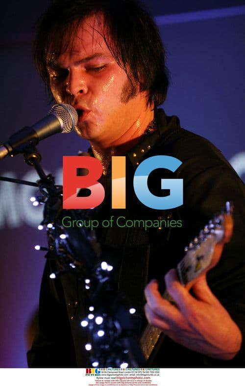 Diamond Hoo Ha Men at Apple Store