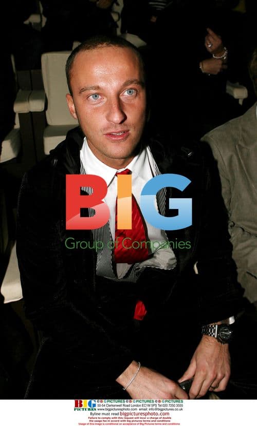 Armani Fall-Winter 2008 Men's Fashion Show