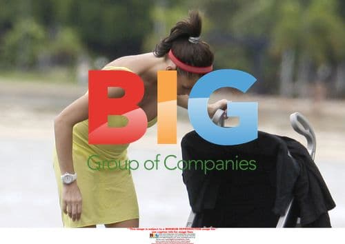 Katie Price and daughter stroll in Australia