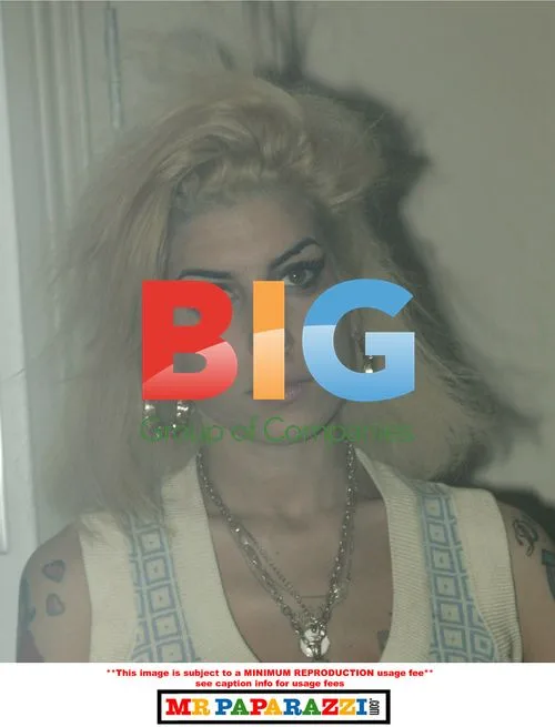Amy Winehouse Visits Lawyer's Office