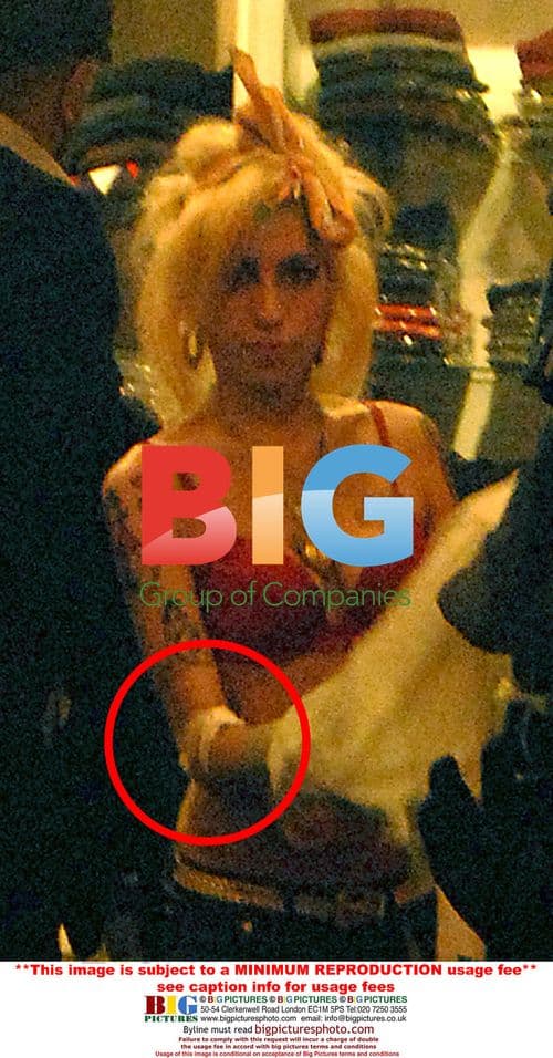 Amy Winehouse out on shopping trip