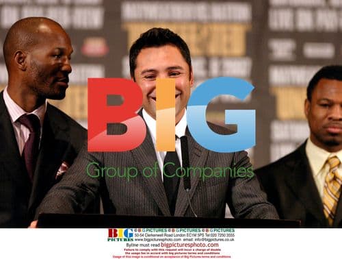 Hatton vs Mayweather WBC Welterweight Title Fight