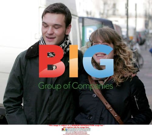 Samuel Preston out with mystery brunette