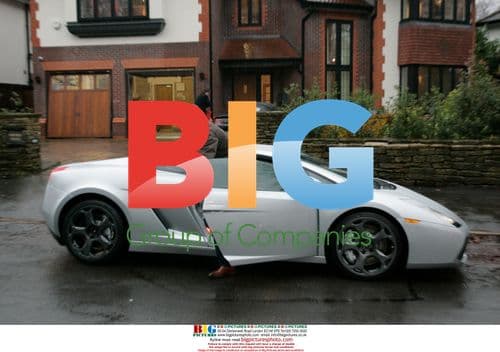 Kerry Katona's Husband Buys Ferrari