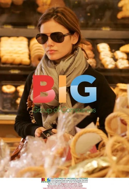 Rachel Bilson Grocery Shopping in PJs