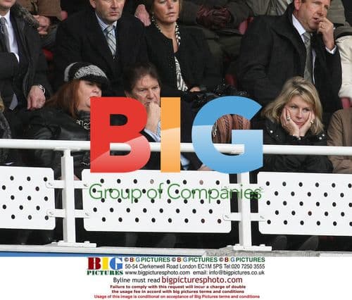 Dawn French, John Madejski and Jennifer Saunders at Reading v Manchester United