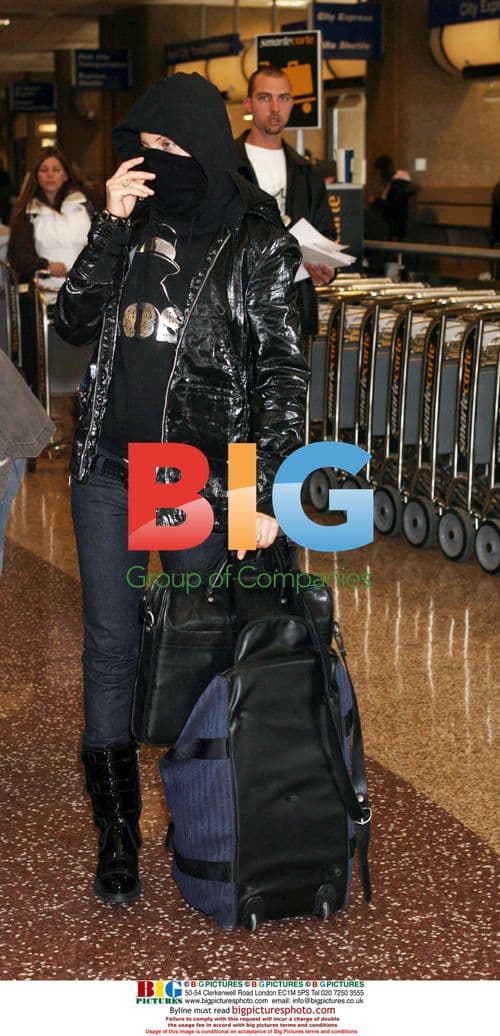 Mena Suvari arrives at Sundance 2008