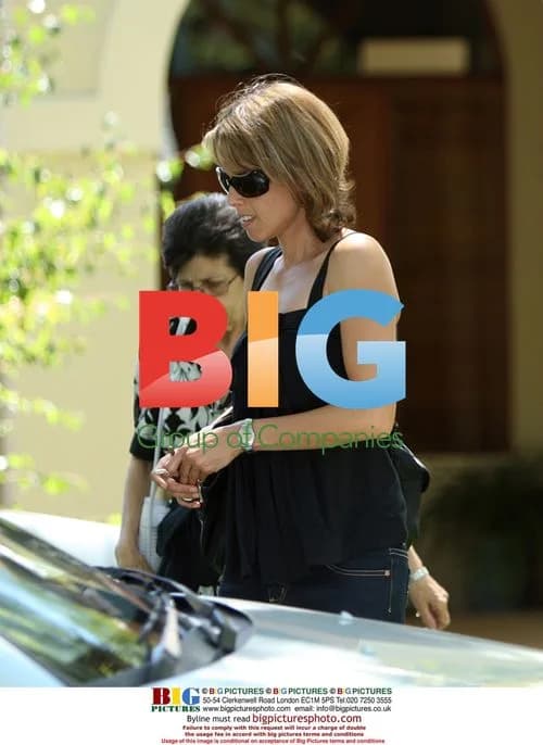 Family Leaves Heath Ledger's Mother's House