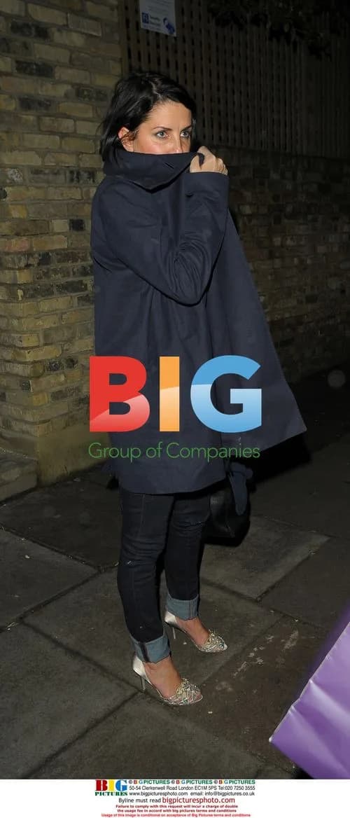 Sadie Frost seeks ride from police after Kate Moss visit