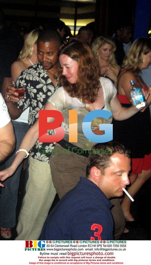 Cuba Gooding Jr dancing at Michael Jordan event