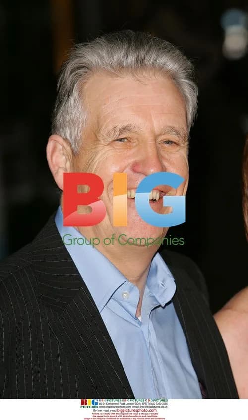 Nicholas Owen at 'The Bucket List' Premiere