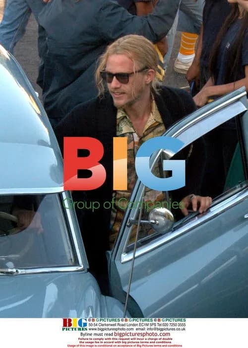 Heath Ledger on set of 'Lords of Dogtown'