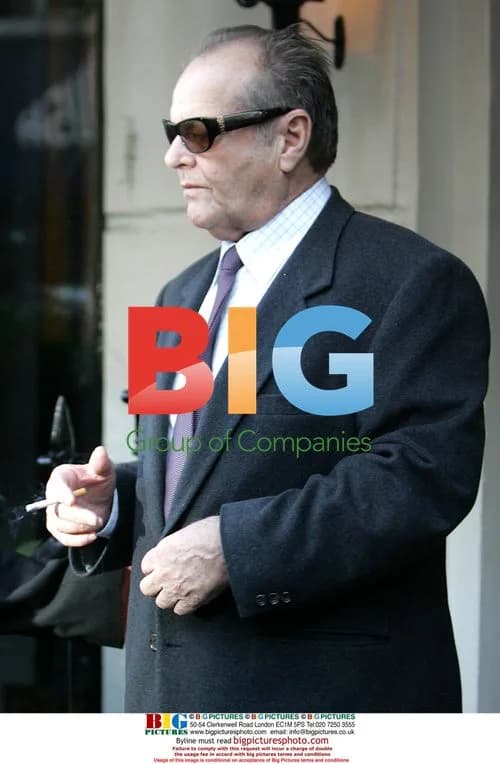 Jack Nicholson leaving San Lorenzo Restaurant