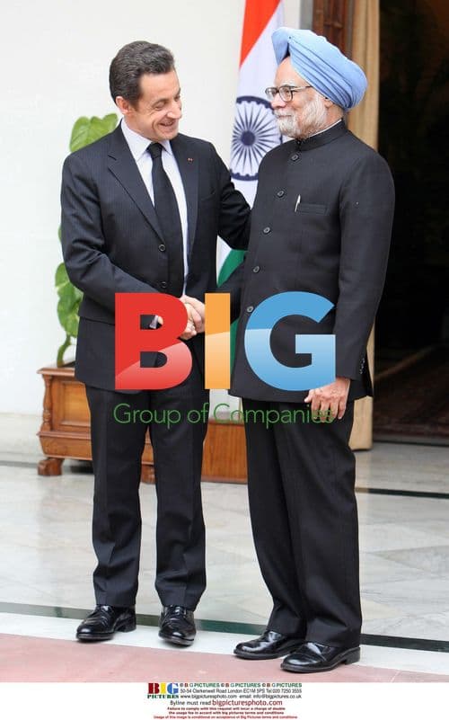 Sarkozy Begins India Visit Without Carla Bruni