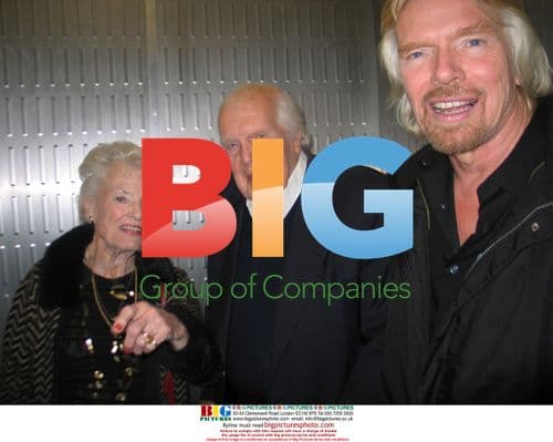 Richard Branson unveils Virgin Galactic design