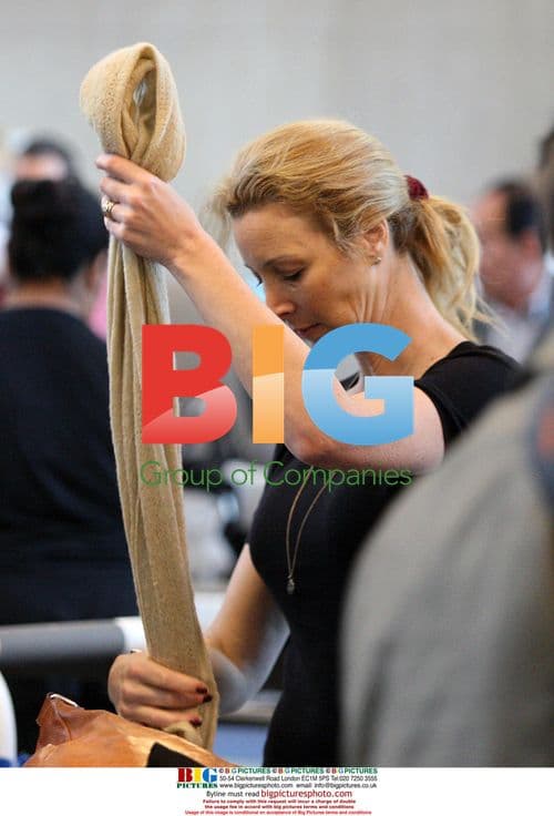 Lisa Kudrow at LAX Airport