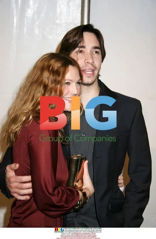 DREW BARRYMORE and JUSTIN LONG at 'Wild West Comedy' premiere