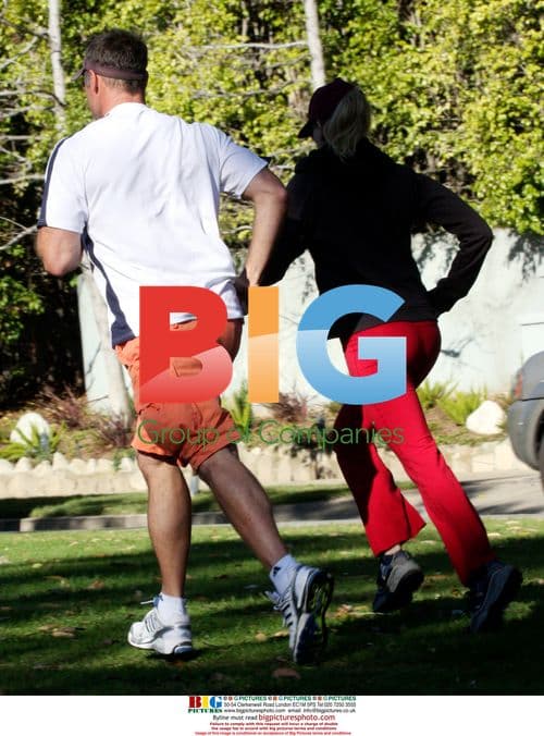 Naomi Watts Jogging With Trainer