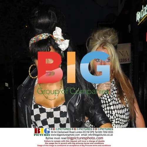 Amy Winehouse Spotted After Monarch Music Bar