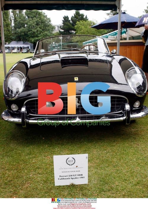 Chris Evans drives classic Ferrari 250 GT SWB